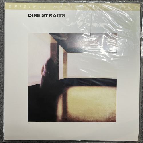 DIRE STRAITS 