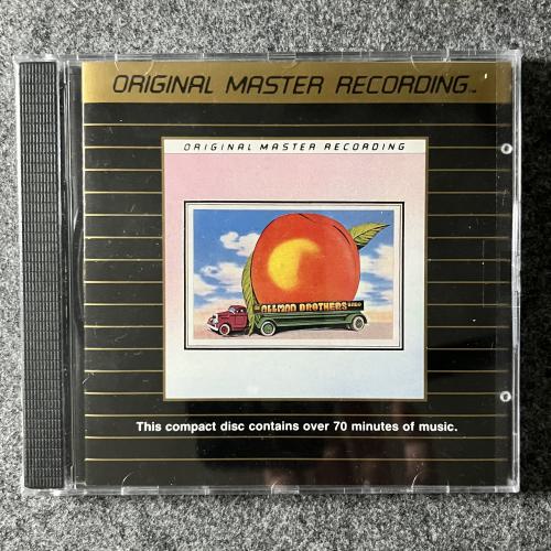 EAT A PEACH 