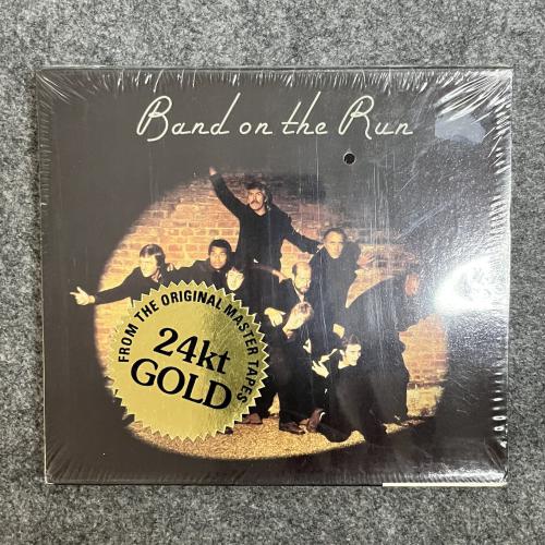 BAND ON THE RUN 