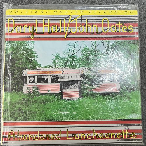 ABANDONED LUNCHEONETTE 