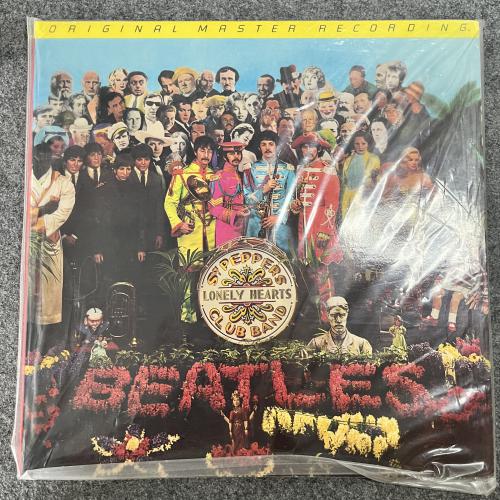 SGT. PEPPERS...LONELY HEARTS CLUB BAND 