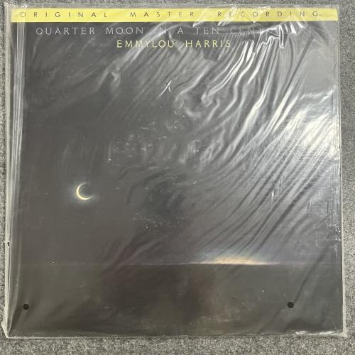 QUARTER MOON 