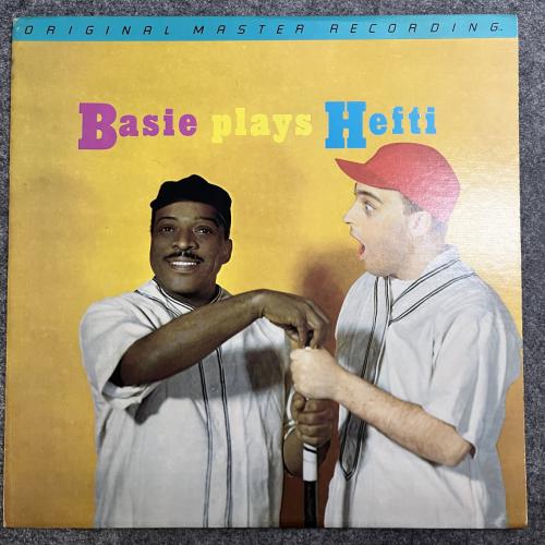 BASIE PLAYS HEFTI 