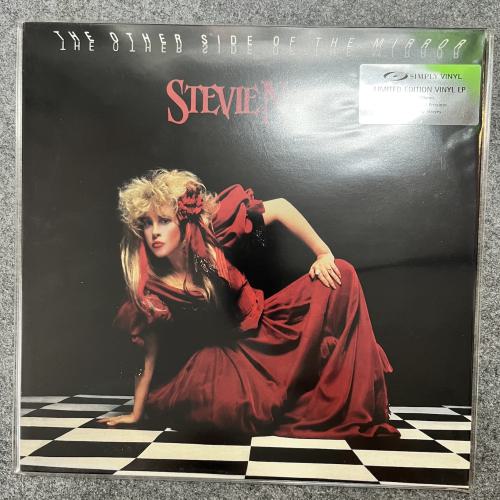 THE OTHER SIDE OF THE MIRROR 