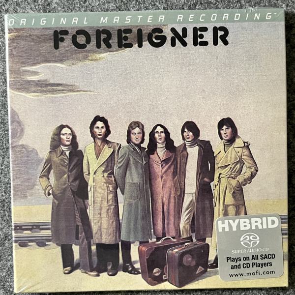 FOREIGNER 