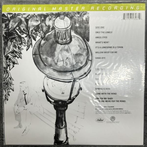 SINGS FOR ONLY THE LONELY 