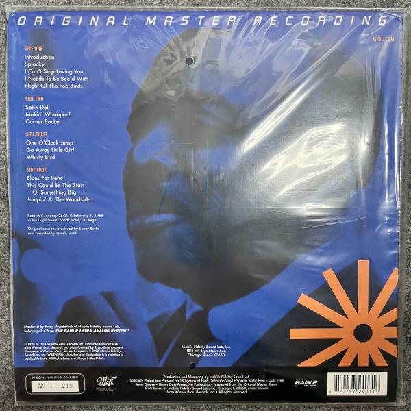 AT THE SANDS (BEFORE FRANK) 