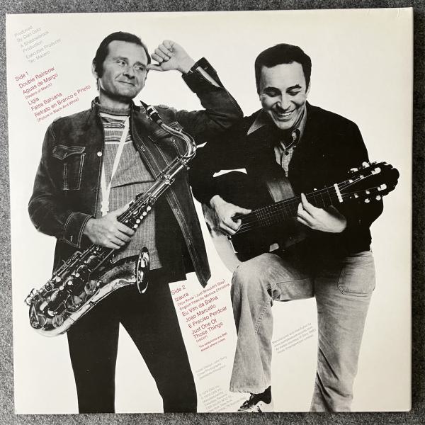 THE BEST OF TWO WORLDS 