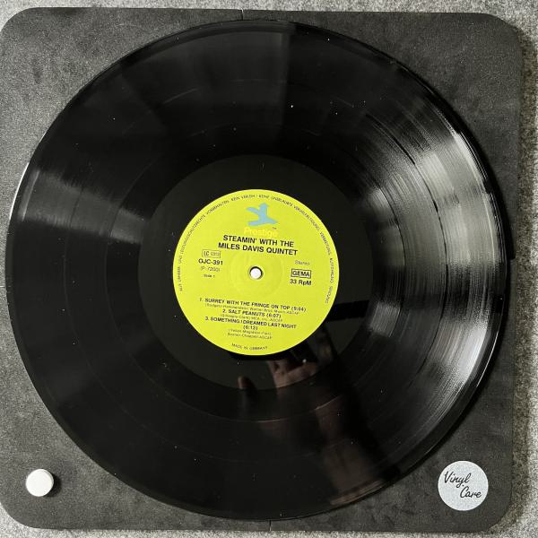 STEAMIN` WITH THE MILES DAVIS QUINTET 