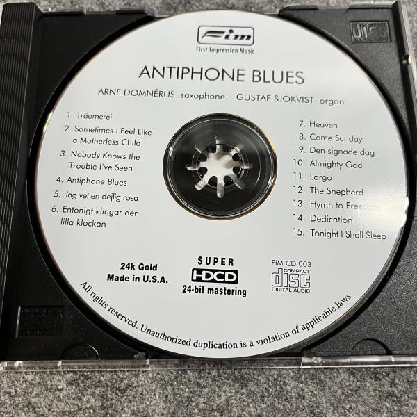 ANTIPHONE BLUES 
