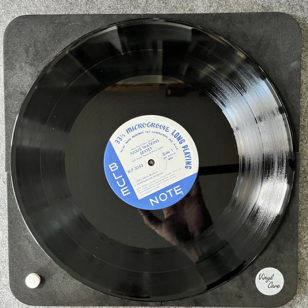 NEW FACES NEW SOUNDS 