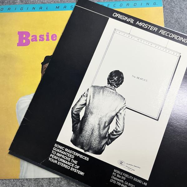 BASIE PLAYS HEFTI 