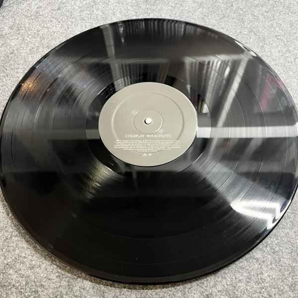 PARACHUTES (VERIFIED FIRST PRESSING) 
