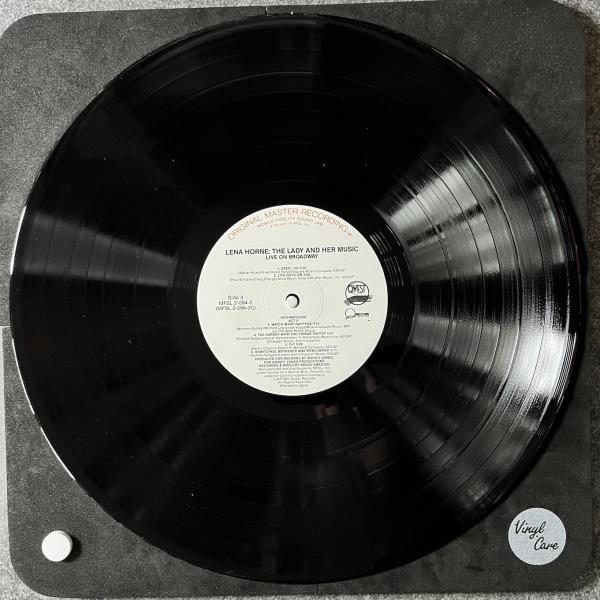 LIVE ON BROADWAY - THE LADY AND HER MUSIC 