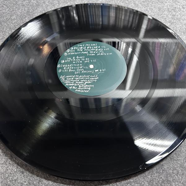 SOUND-DUST 