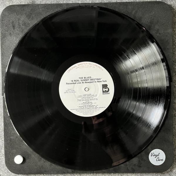 THE BLUES ...A REAL SUMMIT MEETING 